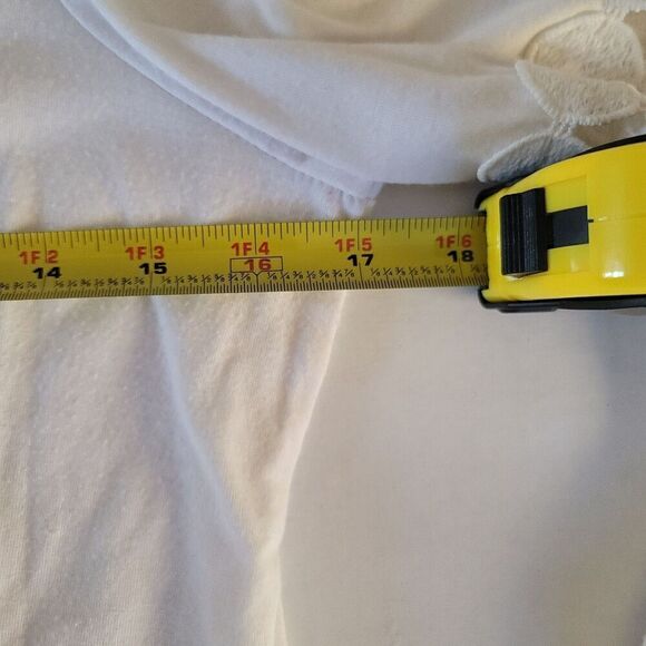 New Directions Off White 3/4 Length Lace Sleeve Asymmetrical Top Size M - Picture 9 of 9